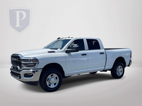New 2026 RAM 2500 Tradesman w/ Chrome Appearance Group AWD/4WD image 4