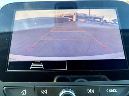 Used 2022 Chevrolet Malibu LT image 20