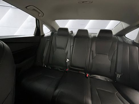 Used 2024 Honda Accord Touring image 18