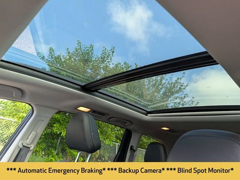 Used 2023 Subaru Ascent Onyx Edition AWD/4WD image 5