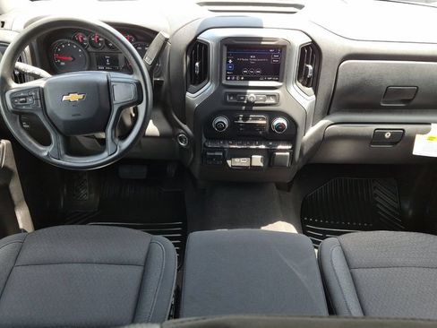 Used 2024 Chevrolet Silverado 2500 Custom w/ Custom Value Package AWD/4WD image 13