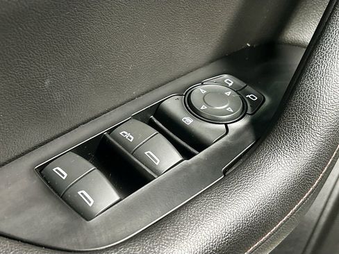 Used 2020 Chevrolet Blazer RS image 18