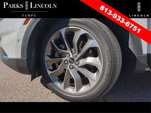 Certified 2021 Lincoln Nautilus Reserve w/ Equipment Group 201A image 33