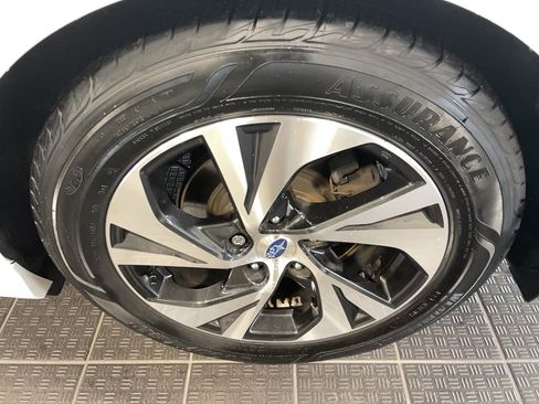 Used 2020 Subaru Legacy Premium AWD/4WD image 16