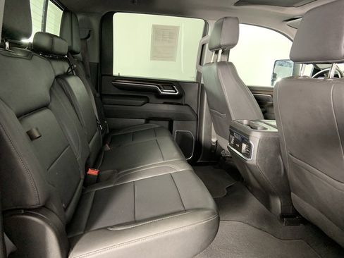 Used 2024 GMC Sierra 3500 SLT w/ SLT Convenience Package image 20