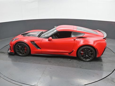 Used 2016 Chevrolet Corvette Z06 w/ 3LZ Preferred Equipment Group RWD image 38
