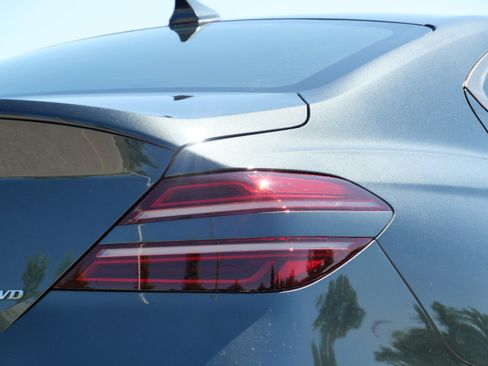 Used 2023 Genesis G70 2.0T w/ Sport Prestige Package AWD/4WD image 17