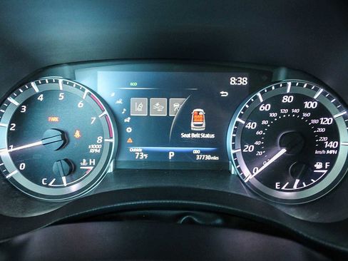 Used 2023 Toyota Highlander L FWD image 22