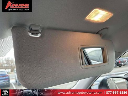 Certified 2025 Toyota Grand Highlander FWD image 37