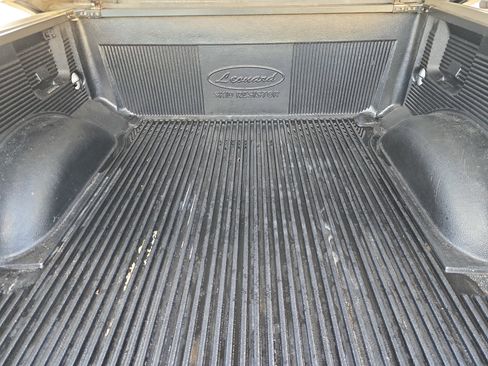 Used 2005 Ford F150 XLT RWD image 14