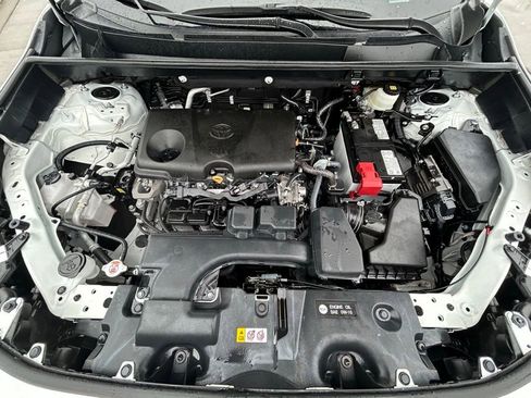 Used 2024 Toyota RAV4 XLE Premium AWD/4WD image 32