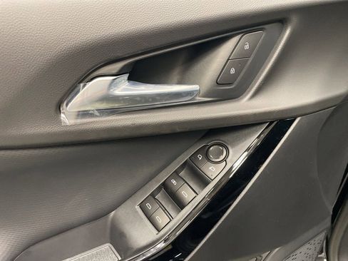 New 2026 Chevrolet Equinox LT w/ Convenience Package II image 14