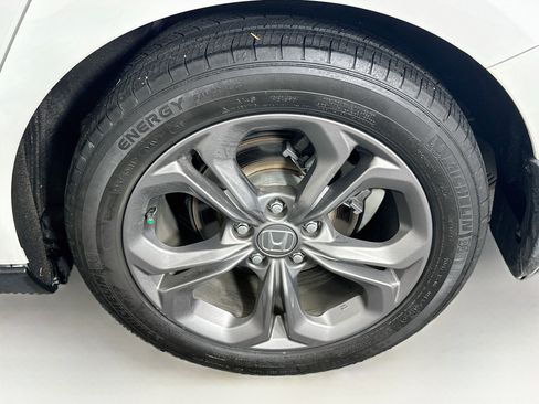 Used 2024 Honda Accord EX image 11