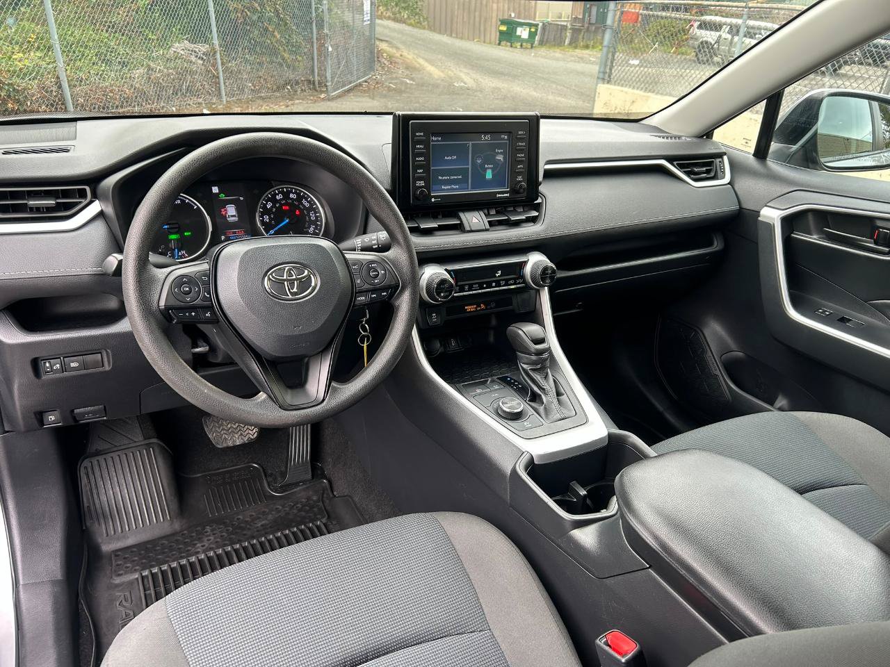 Used 2022 Toyota RAV4 LE AWD/4WD image 11