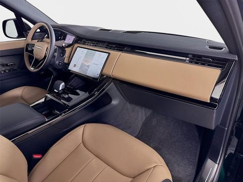 New 2026 Land Rover Range Rover Sport Dynamic SE AWD/4WD image 31