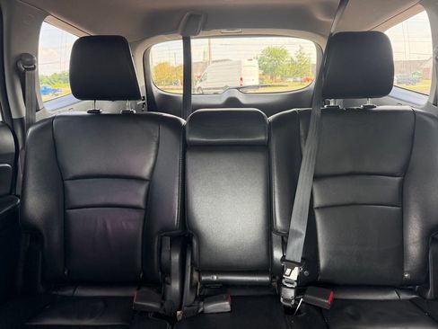 Used 2018 Honda Pilot Touring image 15