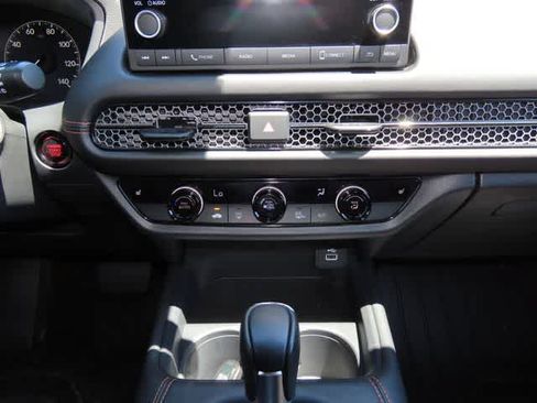 Used 2024 Honda HR-V Sport image 21