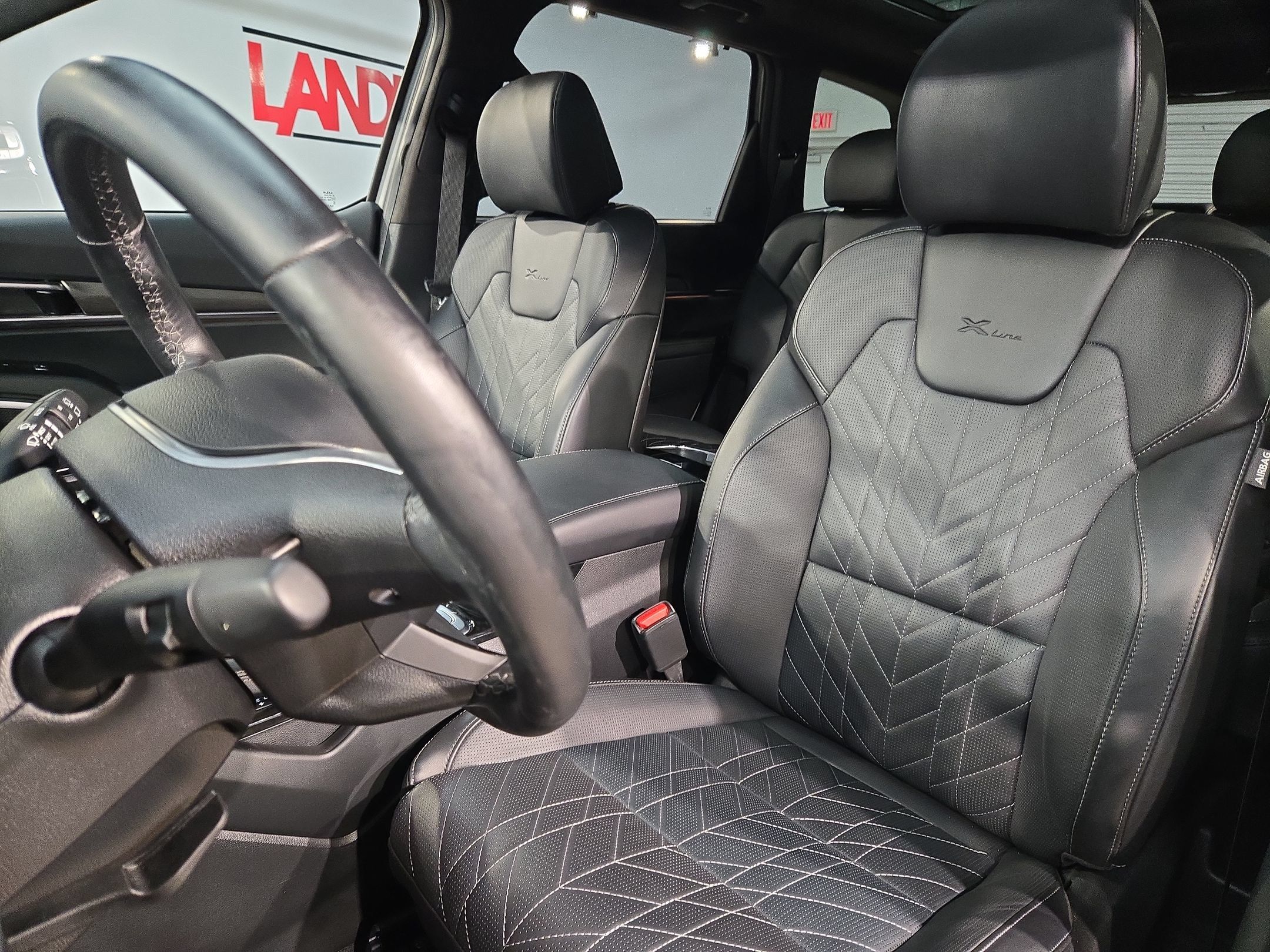 Used 2025 Kia Telluride SX Prestige X-Line AWD/4WD image 24