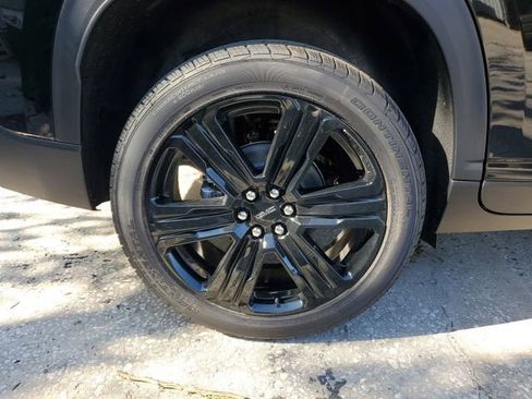 New 2026 GMC Acadia Elevation w/ Black Edition FWD image 6