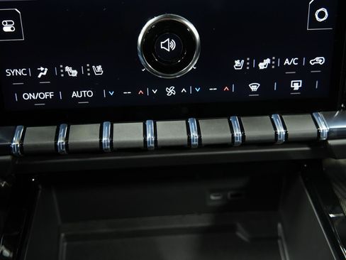 New 2026 GMC Yukon XL AT4 w/ AT4 Premium Plus Package AWD/4WD image 43