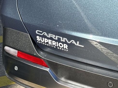 Used 2026 Kia Carnival SX image 5