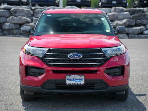 Certified 2023 Ford Explorer XLT AWD/4WD image 2