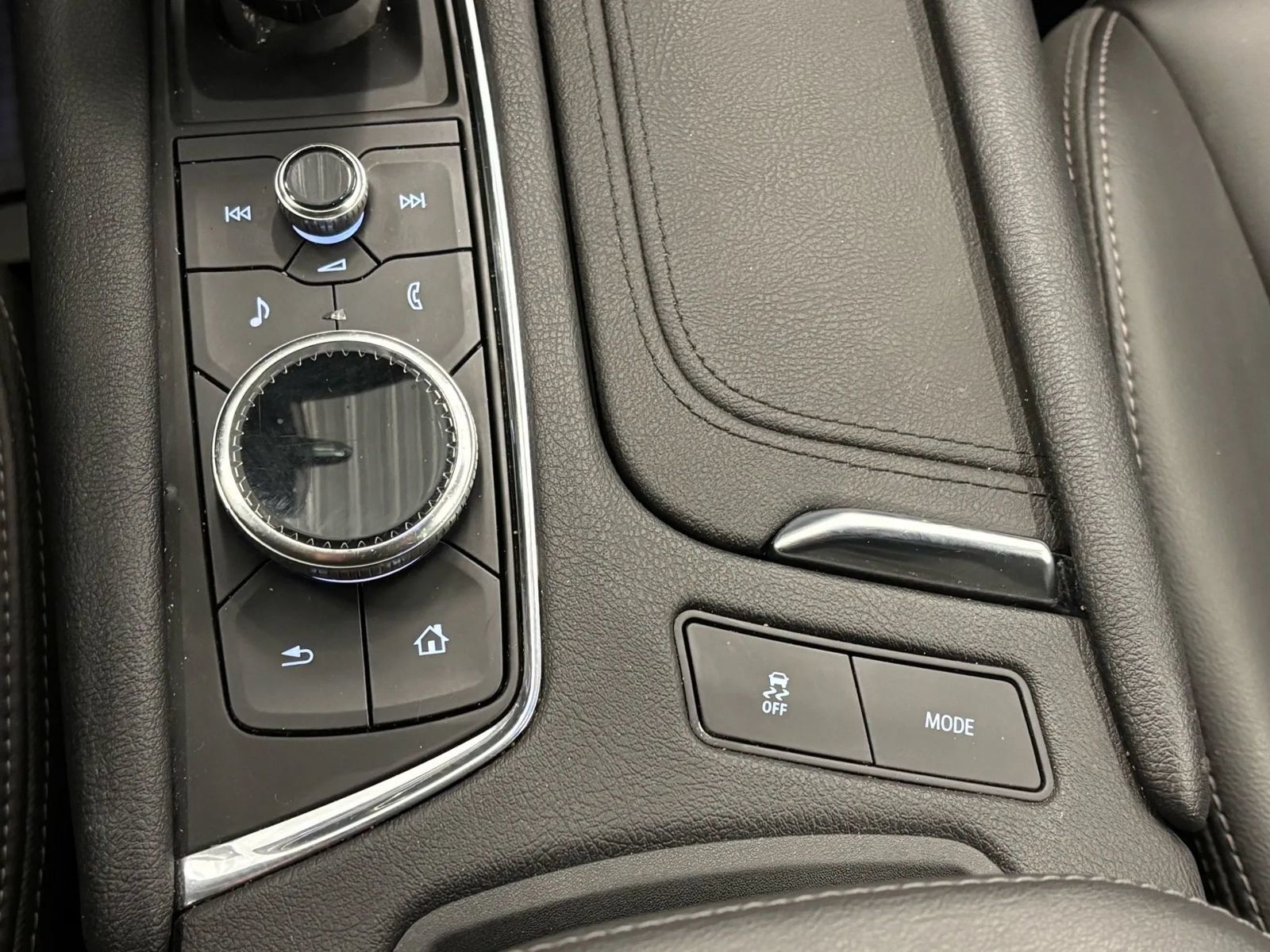 Used 2021 Cadillac XT5 Luxury FWD image 46