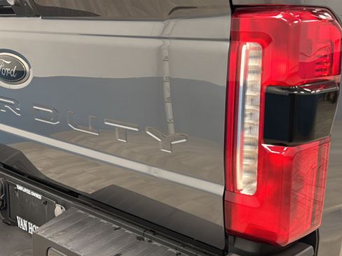 Used 2023 Ford F350 Lariat w/ Lariat Ultimate Package AWD/4WD image 41