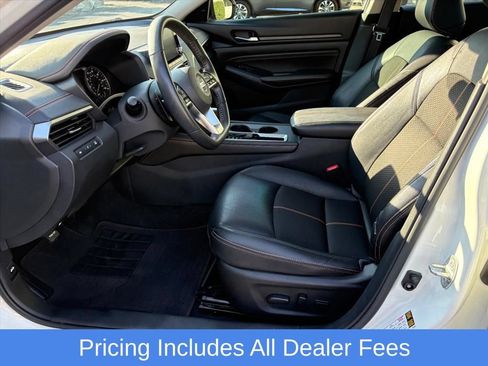 Used 2021 Nissan Altima 2.5 SR w/ SR Premium Package FWD image 17