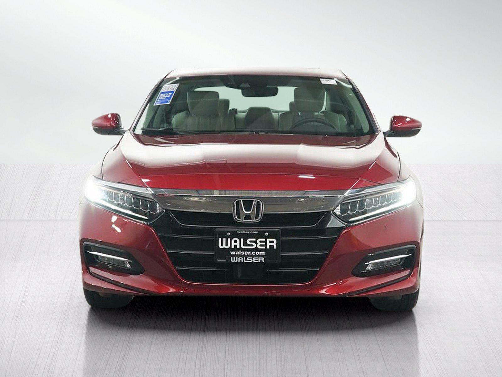 Used 2018 Honda Accord Touring image 8