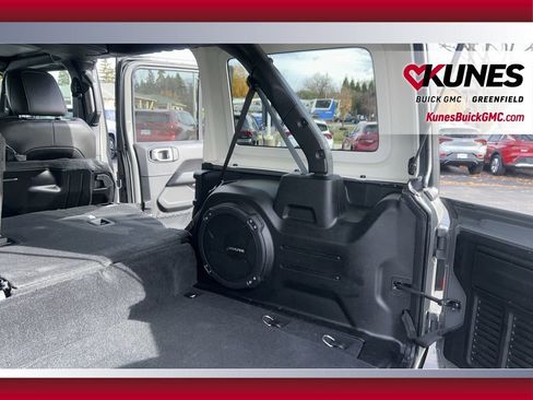 Used 2022 Jeep Wrangler Unlimited Sahara 4xe w/ Cold Weather Group image 39