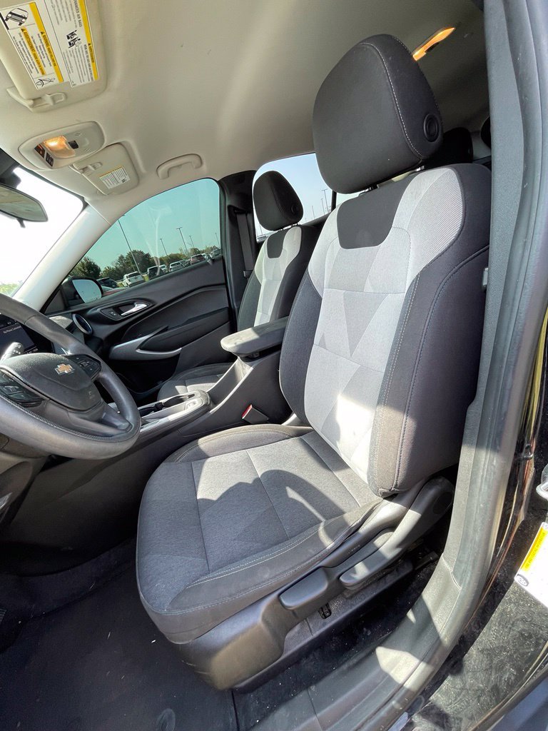 Used 2024 Chevrolet Trax LS FWD image 10