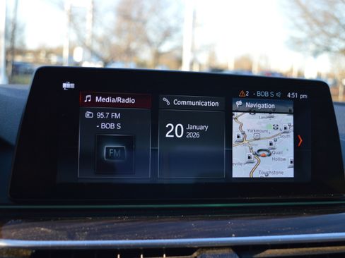 Used 2017 BMW 530i image 18