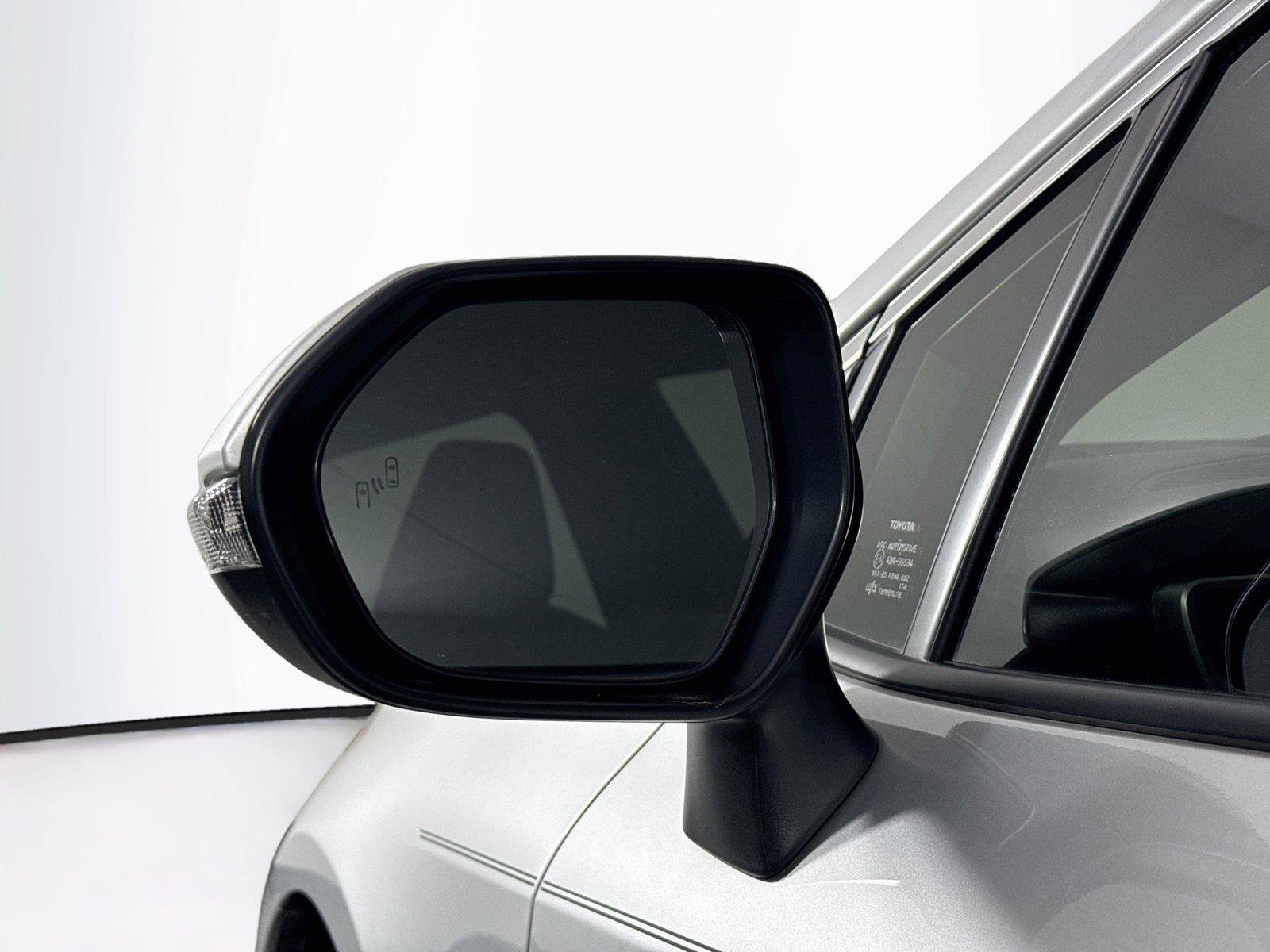 Certified 2024 Toyota Corolla XLE FWD image 5