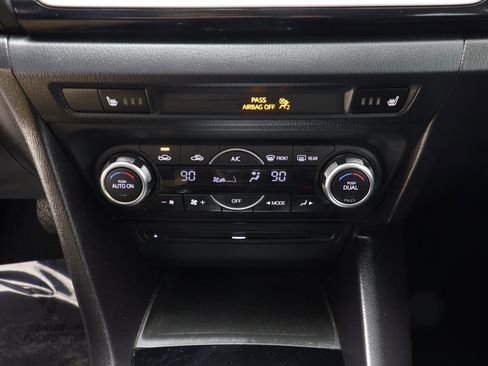 Used 2016 MAZDA MAZDA3 i Grand Touring image 11