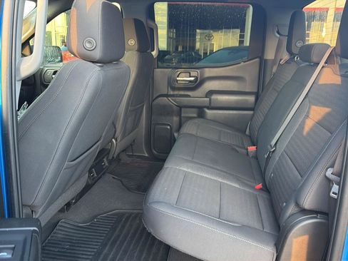 Used 2023 Chevrolet Silverado 1500 Custom AWD/4WD image 11