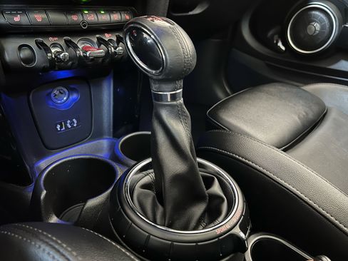 Used 2015 MINI Cooper S image 22