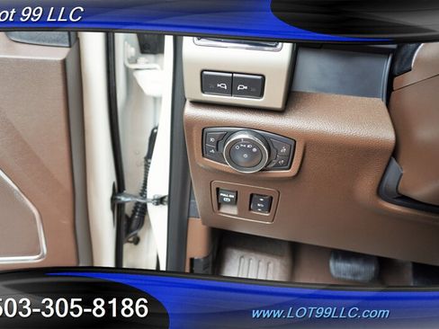 Used 2019 Ford F150 King Ranch w/ Equipment Group 601A Luxury AWD/4WD image 28