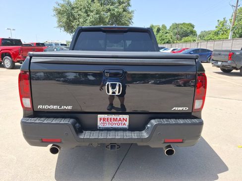 Used 2023 Honda Ridgeline Black Edition image 5