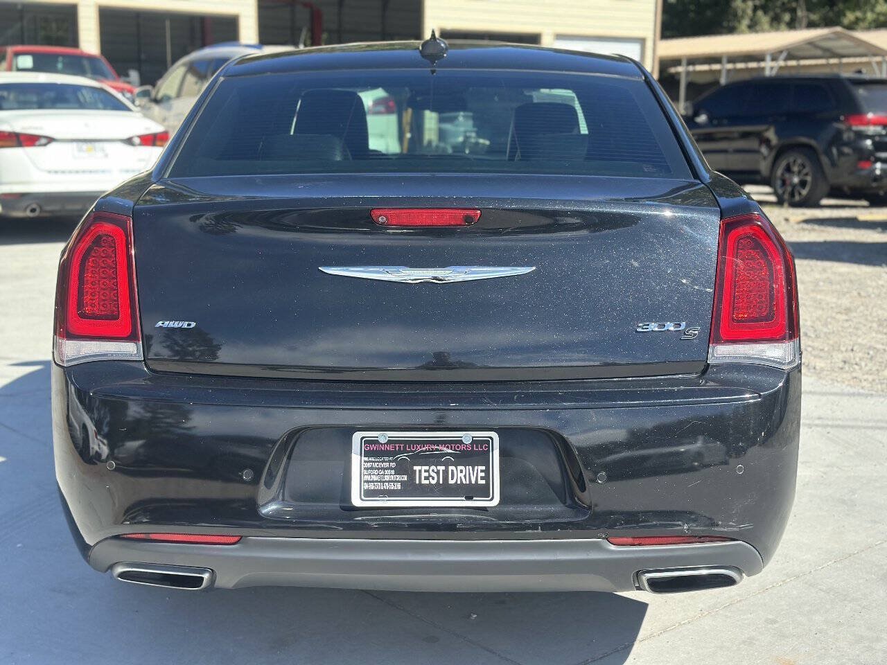 Used 2015 Chrysler 300 S w/ 300S Premium Group AWD/4WD image 6