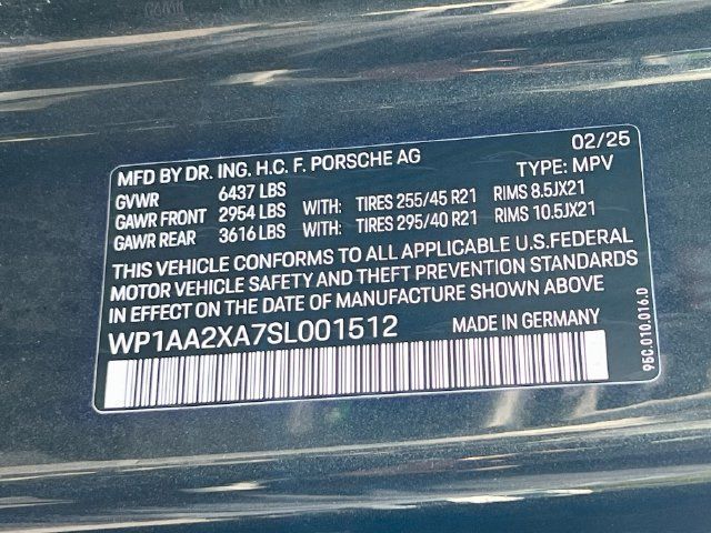 Certified 2025 Porsche Macan 4 Electric AWD/4WD image 35