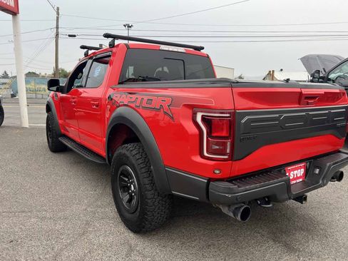Used 2018 Ford F150 Raptor w/ Equipment Group 802A Luxury AWD/4WD image 7