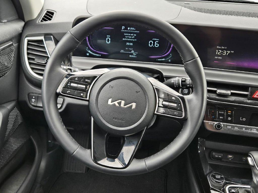 Used 2025 Kia Seltos S AWD/4WD image 20