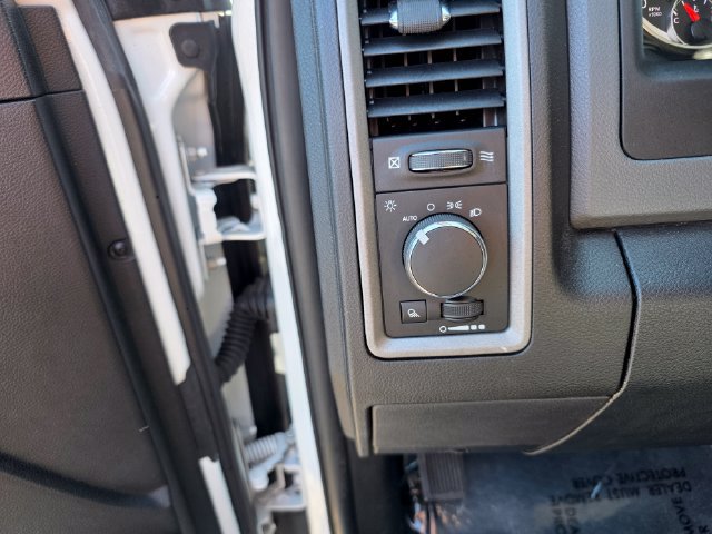 Used 2016 RAM 1500 Tradesman RWD image 15