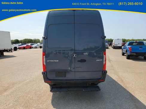 Used 2019 Mercedes-Benz Sprinter 144 image 5