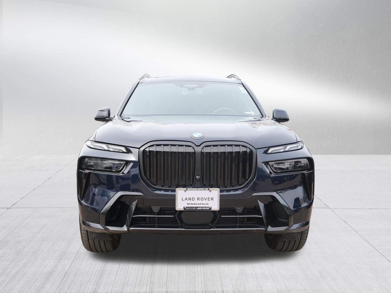 Certified 2026 BMW X7 xDrive40i AWD/4WD image 8