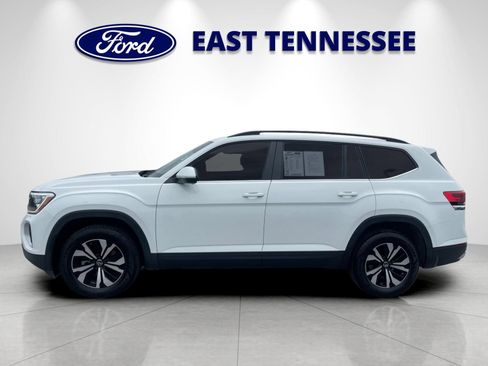 Used 2024 Volkswagen Atlas SE FWD image 6