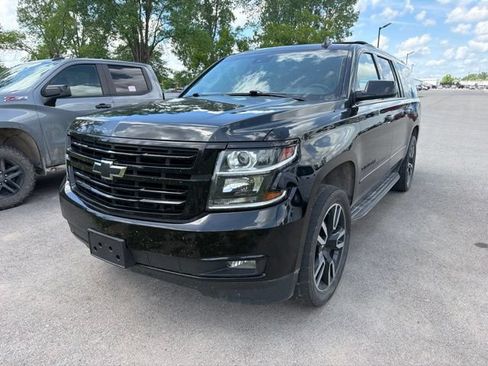 Used 2019 Chevrolet Suburban Premier w/ RST 6.2L Performance Edition AWD/4WD image 3