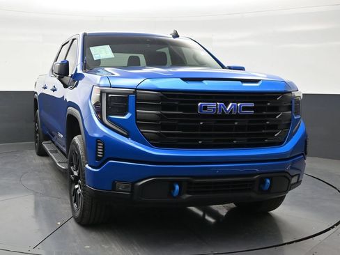 Used 2024 GMC Sierra 1500 Elevation AWD/4WD image 7