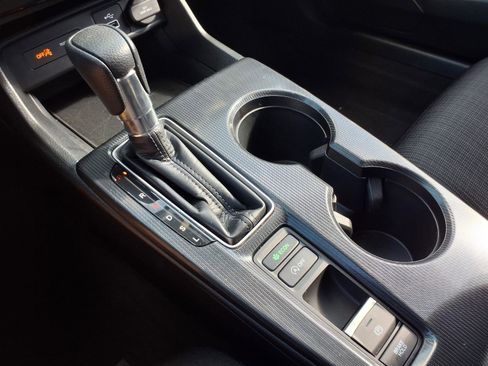 Certified 2023 Honda Civic LX image 12